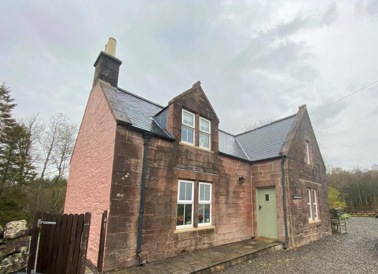 Ghillie'S Cottage Penpont Exterior foto