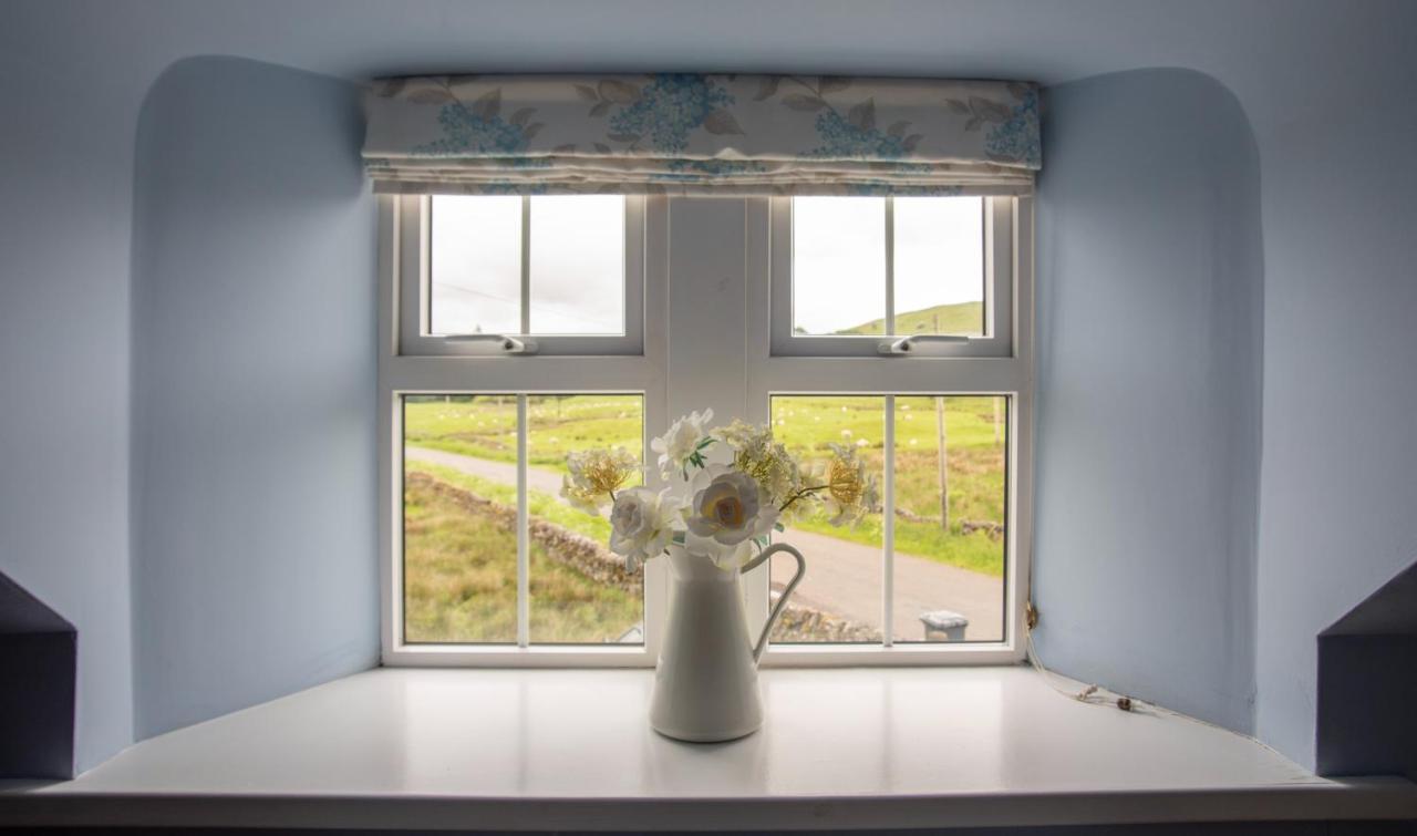 Ghillie'S Cottage Penpont Exterior foto